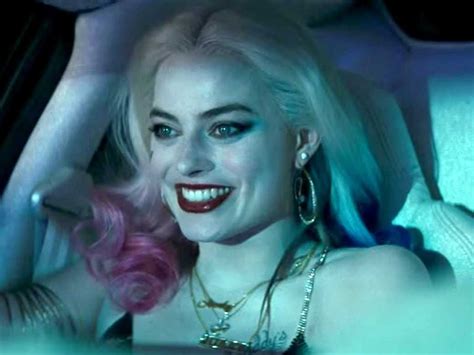 margot robbie hot boobs|Suicide Squad: Sexy Margot Robbies 7 HOTTEST scenes of all。